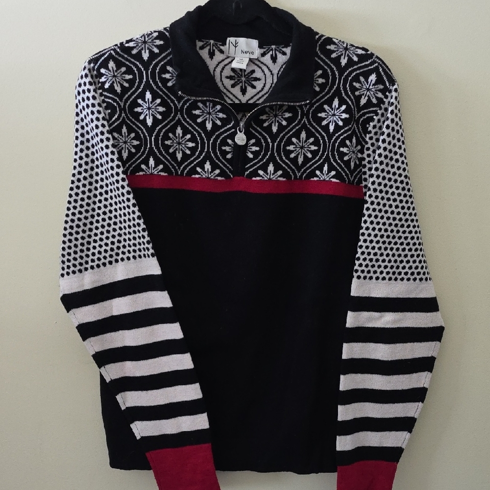 Elegant Black and White Crewneck Sweater with Red Accents